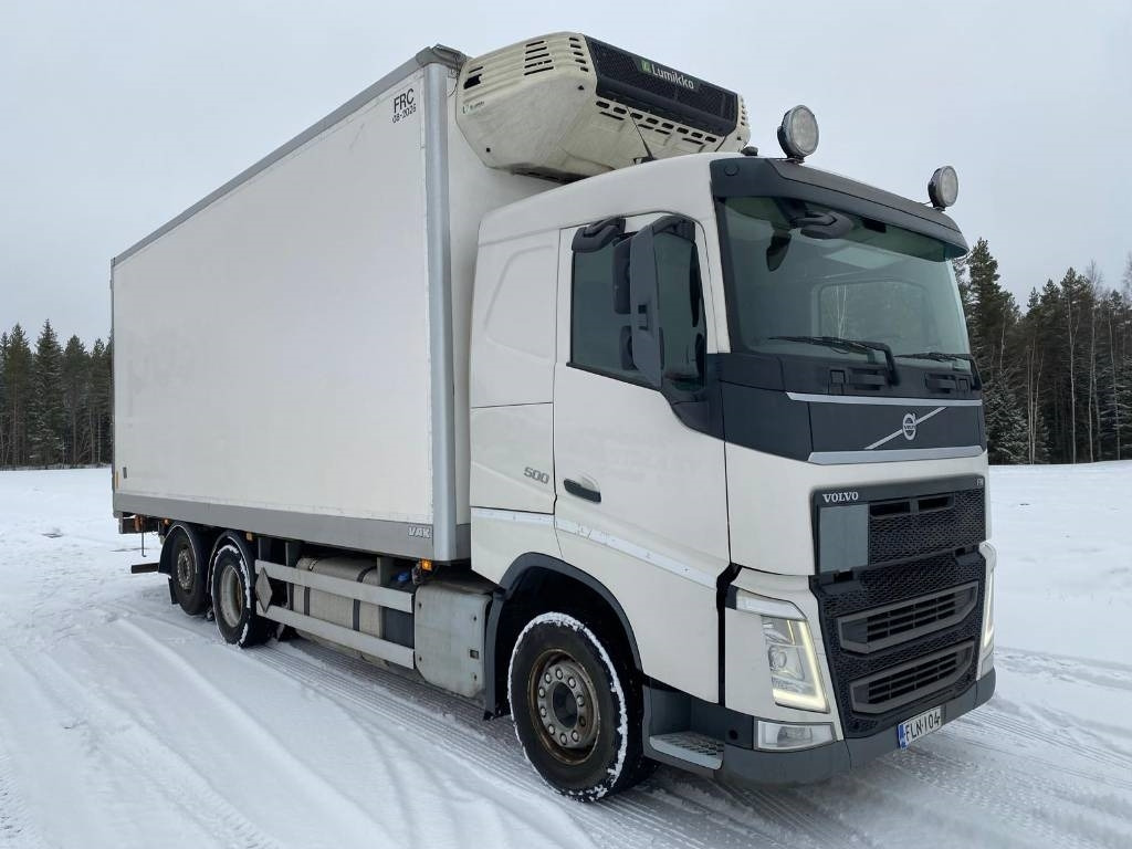 Volvo FH 13 500 - 厢式卡车:图2 Volvo FH 13 500 - 厢式卡车:图2