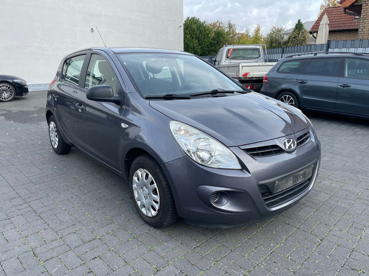 Hyundai i20 - 轿车:图1 Hyundai i20 - 轿车:图1