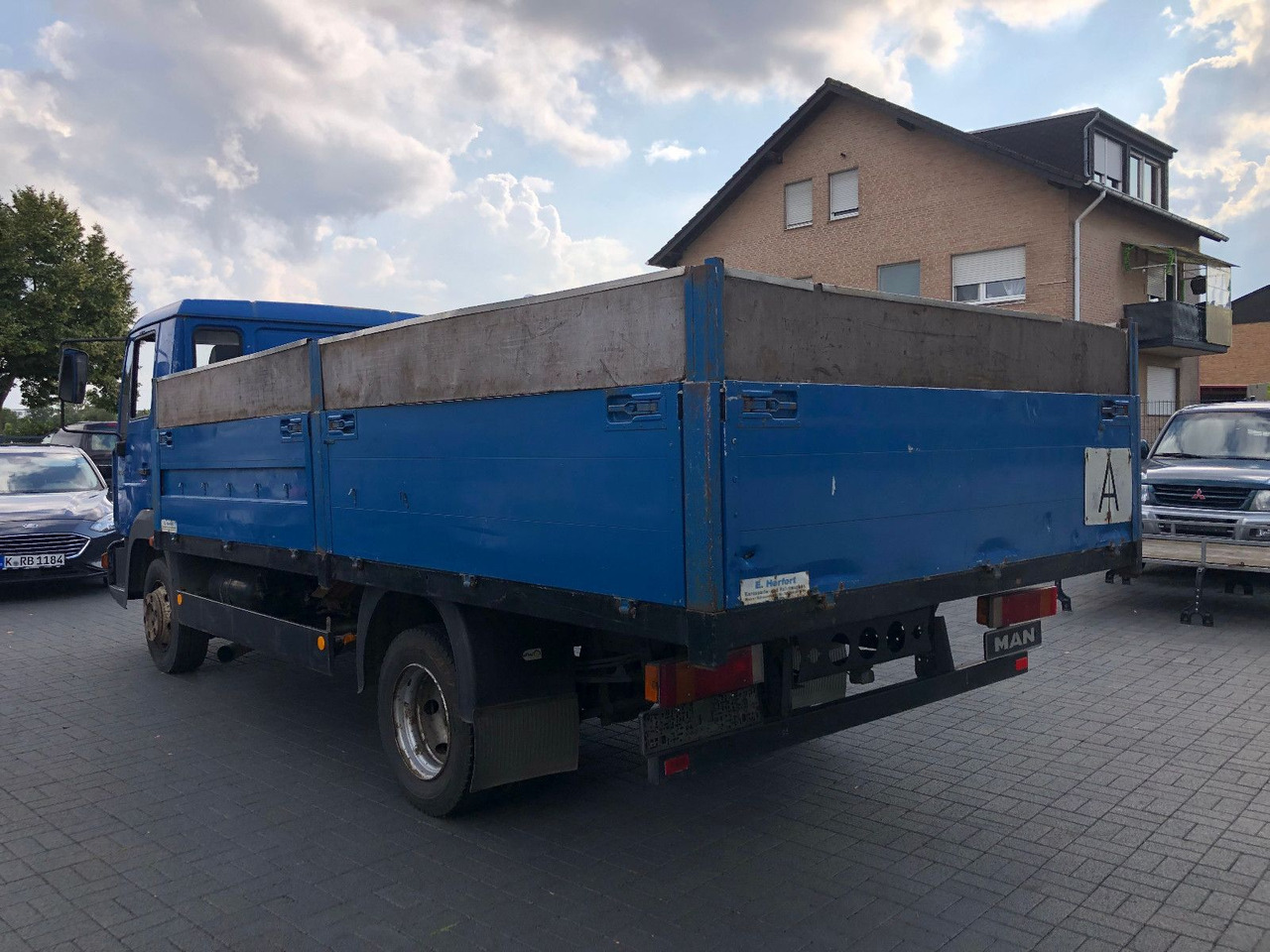 MAN LE 140 C Klima, Tempomat, TÜV 11-2025 - 平板货车:图2 MAN LE 140 C Klima, Tempomat, TÜV 11-2025 - 平板货车:图2