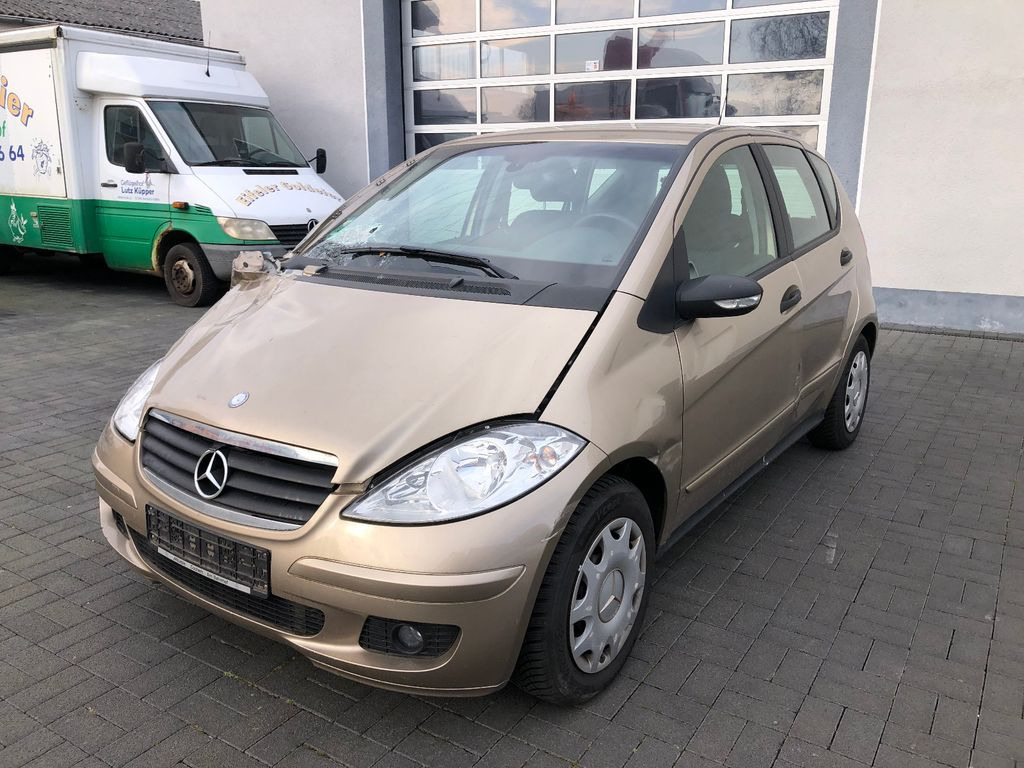 Mercedes-Benz A 150 A -Klasse A 150 - 汽车:图4 Mercedes-Benz A 150 A -Klasse A 150 - 汽车:图4