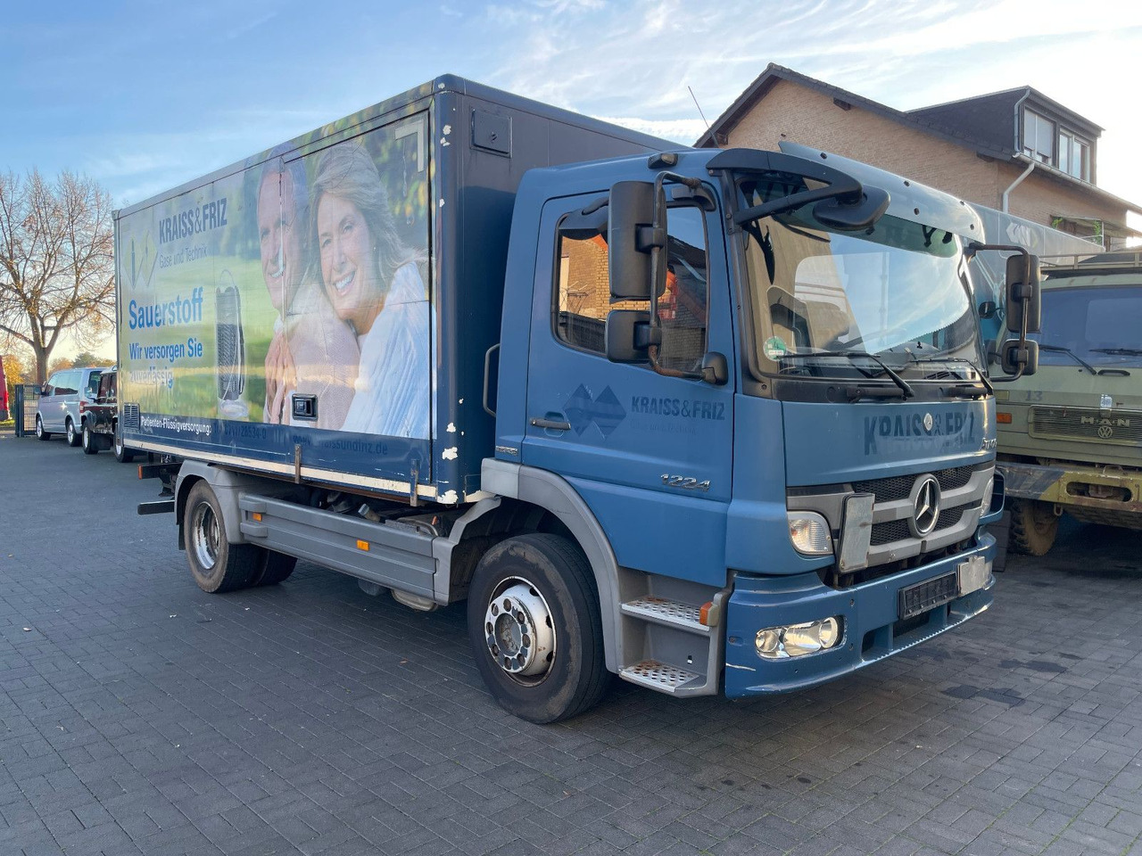 Mercedes-Benz Atego 2 6-Zyl. 4x2 1224 Klima, Radstand: 3.56m. - 厢式卡车:图1 Mercedes-Benz Atego 2 6-Zyl. 4x2 1224 Klima, Radstand: 3.56m. - 厢式卡车:图1