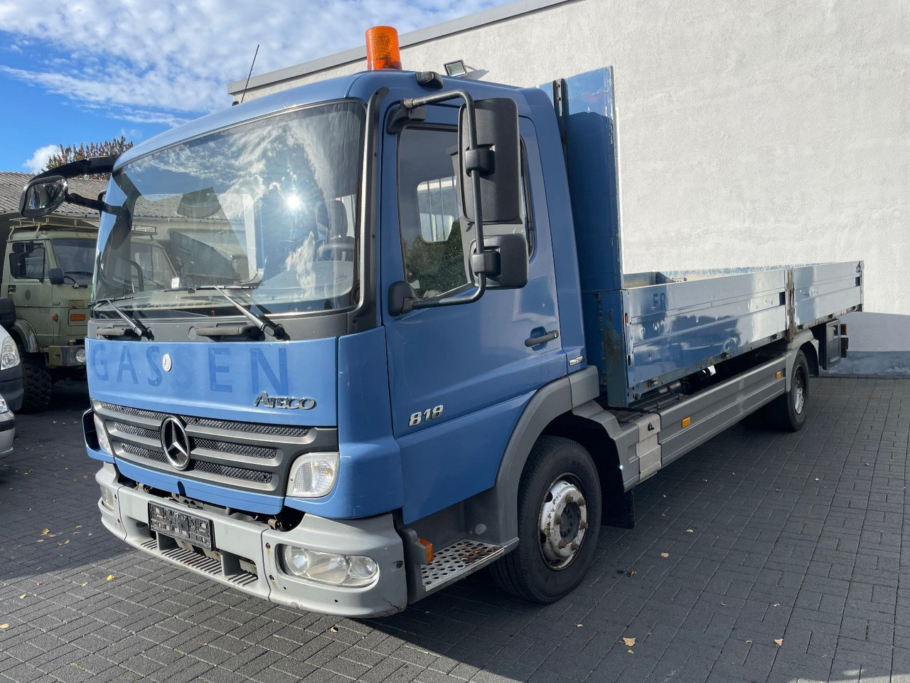 Mercedes-Benz Atego 818 Pritsche Euro 5 - 平板货车:图3 Mercedes-Benz Atego 818 Pritsche Euro 5 - 平板货车:图3
