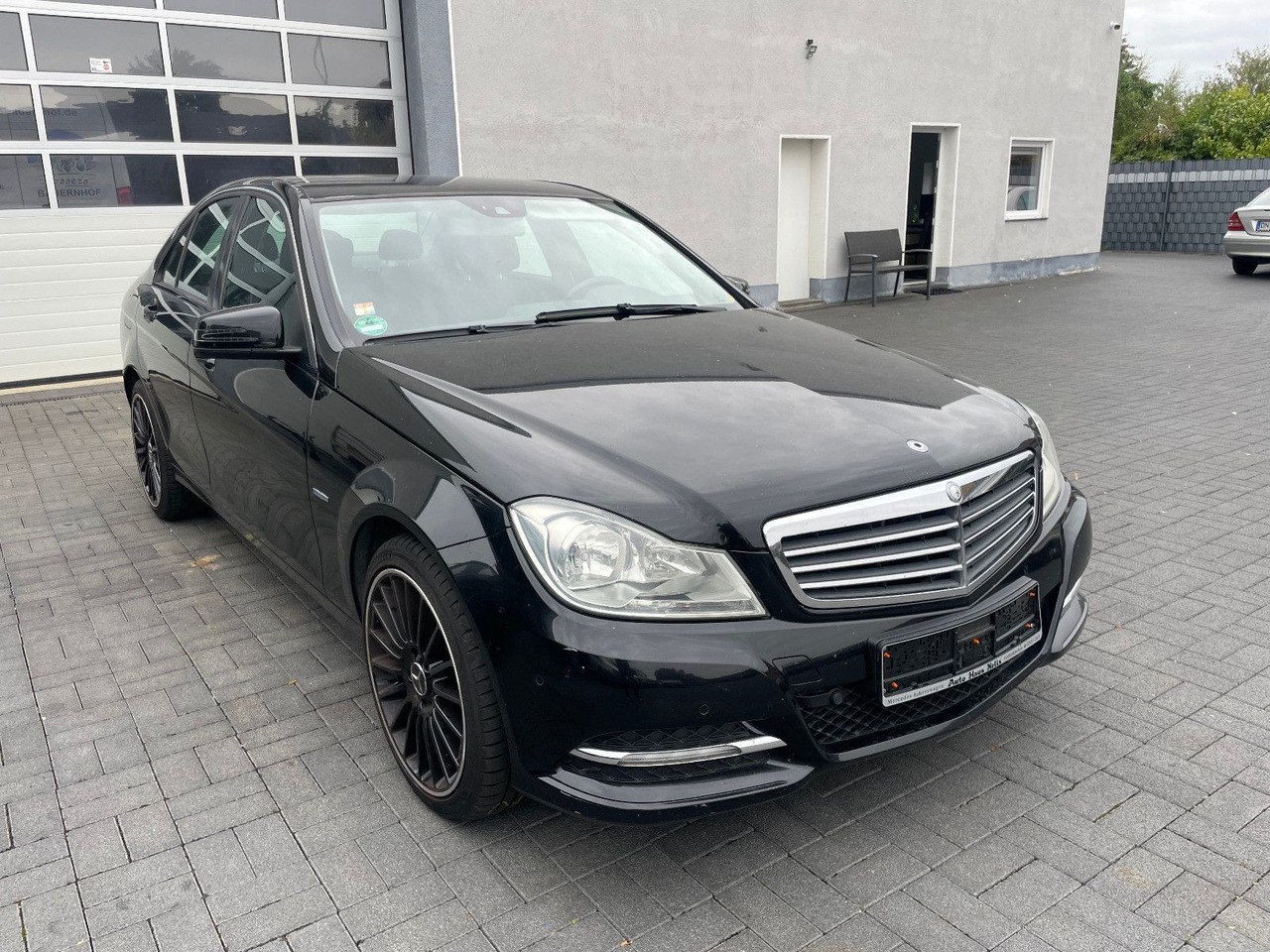 Mercedes-Benz C 180 C -Klasse Lim. C 180 CGI BlueEfficiency - 轿车:图1 Mercedes-Benz C 180 C -Klasse Lim. C 180 CGI BlueEfficiency - 轿车:图1