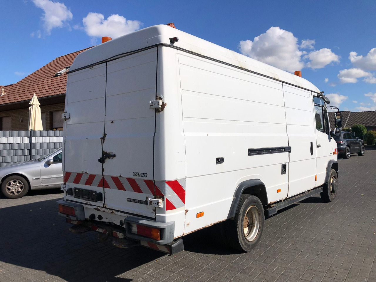 Mercedes-Benz Vario 816 - 无侧窗厢式货车:图2 Mercedes-Benz Vario 816 - 无侧窗厢式货车:图2