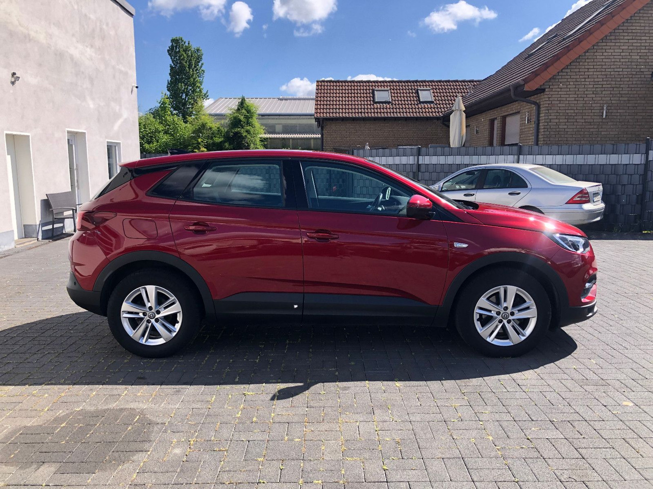 Opel Grandland (X) 1.5 D Automatik Business Edition - 越野车:图4 Opel Grandland (X) 1.5 D Automatik Business Edition - 越野车:图4