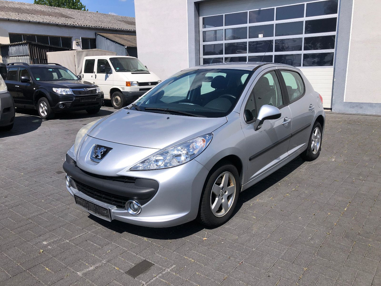 Peugeot 207 Urban Move 1.4i - 轿车:图3 Peugeot 207 Urban Move 1.4i - 轿车:图3