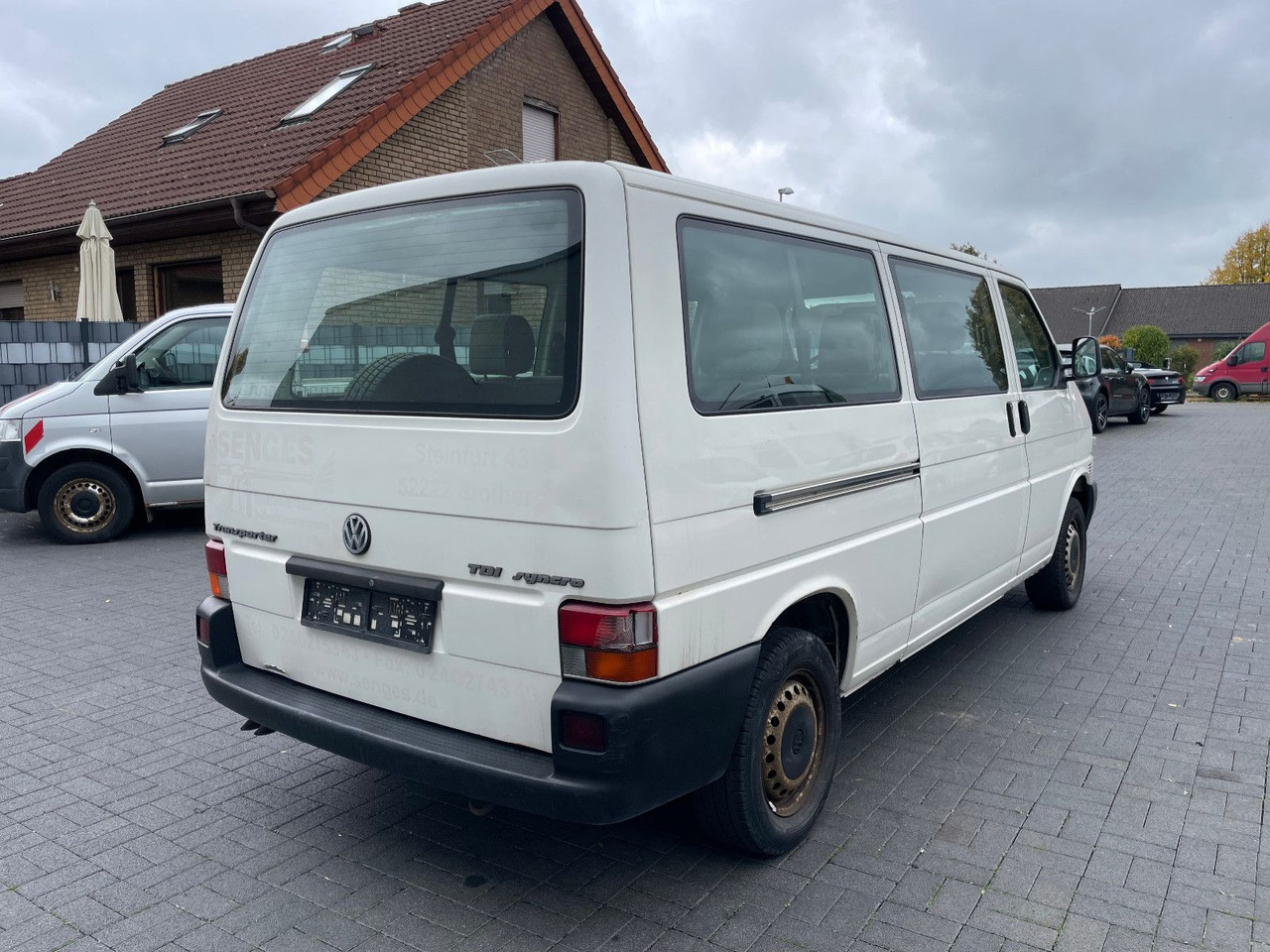 Volkswagen T4 Caravelle 2,5-l-Diesel TDI 75kW syncro lang - 小型客车:图2 Volkswagen T4 Caravelle 2,5-l-Diesel TDI 75kW syncro lang - 小型客车:图2