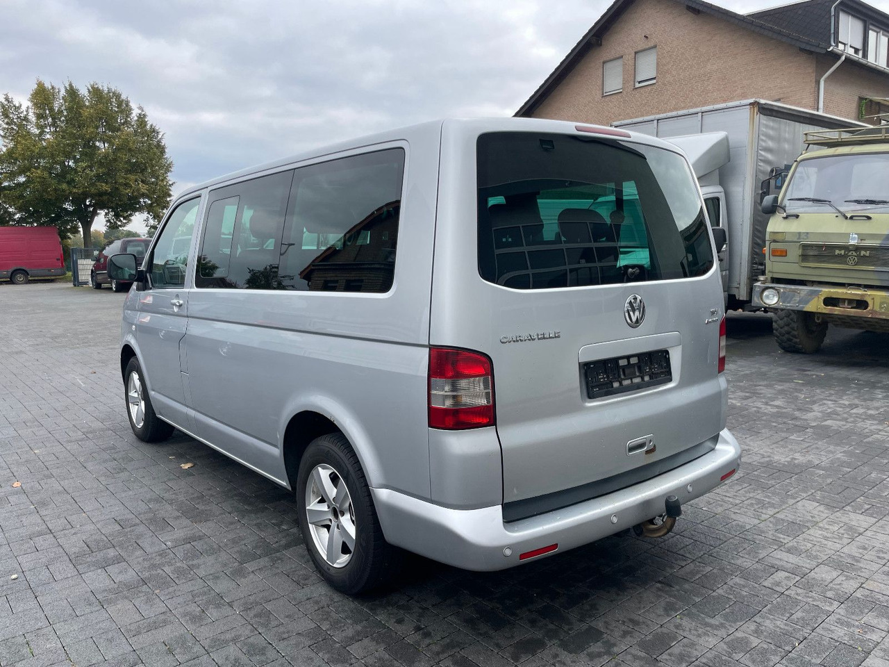Volkswagen T5 2.5 TDi Caravelle 4Motion 8-Sitzer - 小型客车:图4 Volkswagen T5 2.5 TDi Caravelle 4Motion 8-Sitzer - 小型客车:图4