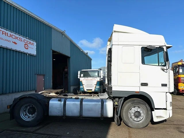 DAF 95.380 XF SPACECAB (EURO 2 / ZF16 MANUAL GEARBOX / D.E.B. ENGINE BRAKE / AIRCONDITIONING) - 牵引车:图4 DAF 95.380 XF SPACECAB (EURO 2 / ZF16 MANUAL GEARBOX / D.E.B. ENGINE BRAKE / AIRCONDITIONING) - 牵引车:图4