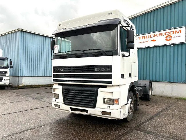 DAF 95.430 XF SPACECAB (EURO 3 / ZF16 MANUAL GEARBOX / ZF-INTARDER / AIRCONDITIONING) - 牵引车:图1 DAF 95.430 XF SPACECAB (EURO 3 / ZF16 MANUAL GEARBOX / ZF-INTARDER / AIRCONDITIONING) - 牵引车:图1