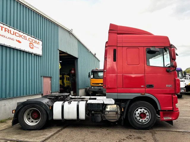 DAF XF 105.460 SPACECAB (ZF16 MANUAL GEARBOX / MX-BRAKE / 870+430 LITER TANK / AIRCONDITIONING / FRIDGE) - 牵引车:图4 DAF XF 105.460 SPACECAB (ZF16 MANUAL GEARBOX / MX-BRAKE / 870+430 LITER TANK / AIRCONDITIONING / FRIDGE) - 牵引车:图4