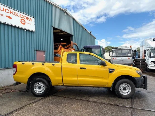 Ford Ranger 2.2TDCI 4x4 SUPERCAB PICK-UP (APK/TUV 11-2026!) (6 GEARS MANUAL GEARBOX / AIRCONDITIONING / ETC!!) RANGER 2.2TDCI 4x4 SUPERCAB P - 皮卡车:图4 Ford Ranger 2.2TDCI 4x4 SUPERCAB PICK-UP (APK/TUV 11-2026!) (6 GEARS MANUAL GEARBOX / AIRCONDITIONING / ETC!!) RANGER 2.2TDCI 4x4 SUPERCAB P - 皮卡车:图4