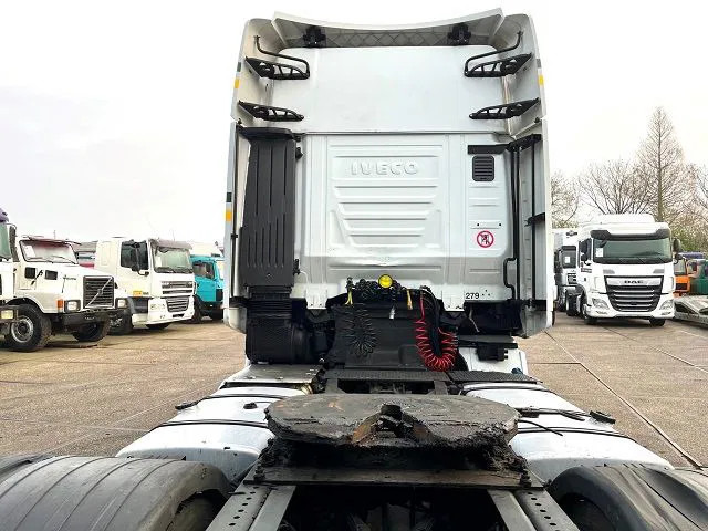 牵引车 Iveco Stralis AS440S42T/P HI-WAY DUTCH TRUCK (APK/TUV -> 02-2024 / EURO 6 / AS-TRONIC / 2 TANKS / LEATHER SEATS / FRIDGE)：图11