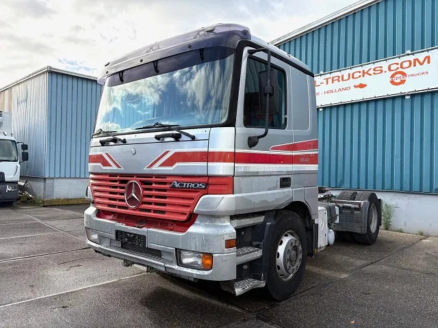 Mercedes-Benz Actros 1843 LS SLEEPERCAB (MP1) (ZF16 MANUAL GEARBOX / REDUCTION AXLE / AIRCONDITIONING / ETC.) - 牵引车:图1 Mercedes-Benz Actros 1843 LS SLEEPERCAB (MP1) (ZF16 MANUAL GEARBOX / REDUCTION AXLE / AIRCONDITIONING / ETC.) - 牵引车:图1