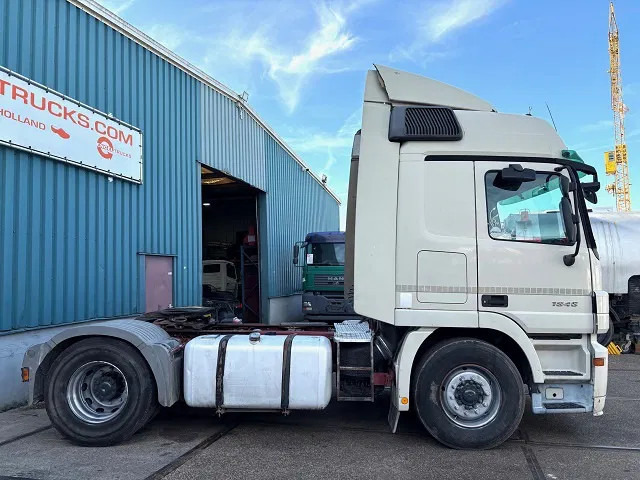 Mercedes-Benz Actros 1846 LS (MP2) (EPS WITH CLUTCH / RETARDER / 3-PEDALS/ AIRCONDITIONING / ETC) - 牵引车:图4 Mercedes-Benz Actros 1846 LS (MP2) (EPS WITH CLUTCH / RETARDER / 3-PEDALS/ AIRCONDITIONING / ETC) - 牵引车:图4