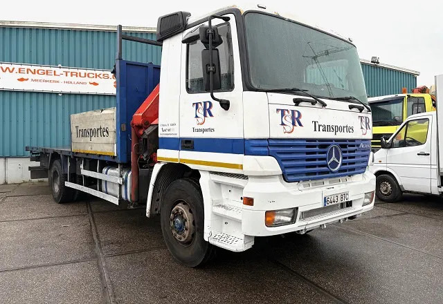 Mercedes-Benz Actros 2031 K WITH PALFINGER PK1101 CRANE (MANUAL GEARBOX / FULL STEEL SUSPENSION / REDUCTION AXLE / REMOTE CONTROL) - 起重车:图2 Mercedes-Benz Actros 2031 K WITH PALFINGER PK1101 CRANE (MANUAL GEARBOX / FULL STEEL SUSPENSION / REDUCTION AXLE / REMOTE CONTROL) - 起重车:图2