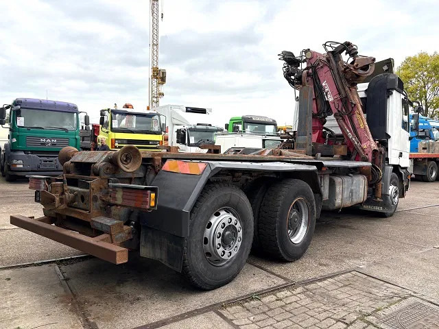 Mercedes-Benz Actros 2540 L 6x2 MP1 WITH V-CRANE & HOOK-ARM SYSTEM (EPS WITH CLUTCH (3 PEDALS) / REDUCTION AXLE / STEEL-/AIR SUSPENSION / P.T. - 吊钩升降车, 起重车:图3 Mercedes-Benz Actros 2540 L 6x2 MP1 WITH V-CRANE & HOOK-ARM SYSTEM (EPS WITH CLUTCH (3 PEDALS) / REDUCTION AXLE / STEEL-/AIR SUSPENSION / P.T. - 吊钩升降车, 起重车:图3