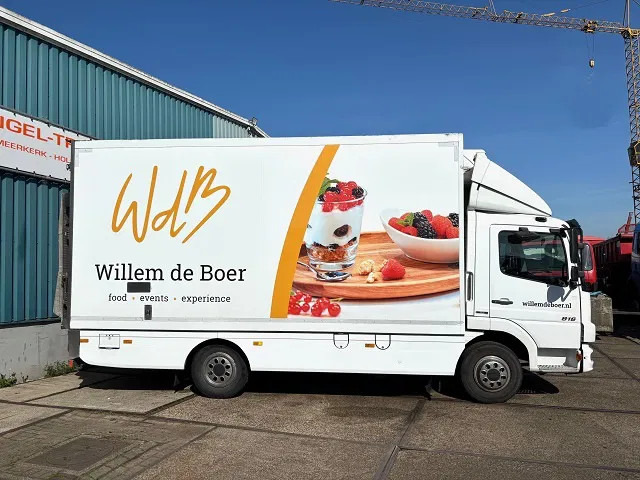 Mercedes-Benz Atego 816 L 4x2 ORIGINAL DUTCH COOLER TRUCK WITH CARRIER XARIOS 600D/E (MANUAL GEARBOX / AIRCONDITIONING / 2.000 KG. TAILLIFT) - 冷藏车:图4 Mercedes-Benz Atego 816 L 4x2 ORIGINAL DUTCH COOLER TRUCK WITH CARRIER XARIOS 600D/E (MANUAL GEARBOX / AIRCONDITIONING / 2.000 KG. TAILLIFT) - 冷藏车:图4