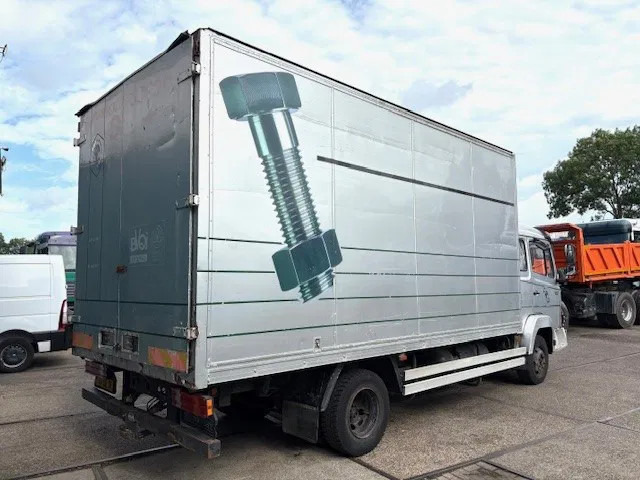 Mercedes-Benz LK 817 (6-CILINDER) ORIGINAL DUTCH TRUCK WITH CLOSED BOX (MANUAL GEARBOX / FULL STEEL SUSPENSION) - 厢式卡车:图3 Mercedes-Benz LK 817 (6-CILINDER) ORIGINAL DUTCH TRUCK WITH CLOSED BOX (MANUAL GEARBOX / FULL STEEL SUSPENSION) - 厢式卡车:图3