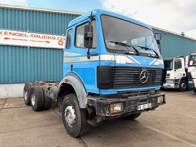Mercedes-Benz SK 2527 6x4 (V6-ENGINE) FULL STEEL SUSPENSION CHASSIS (MANUAL GEARBOX / REDUCTION AXLES / FULL STEEL SUSPENSION / EURO 2) - 驾驶室底盘卡车:图2 Mercedes-Benz SK 2527 6x4 (V6-ENGINE) FULL STEEL SUSPENSION CHASSIS (MANUAL GEARBOX / REDUCTION AXLES / FULL STEEL SUSPENSION / EURO 2) - 驾驶室底盘卡车:图2