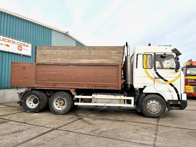 Scania R143-450 V8 STREAMLINE 6x2 FULL STEEL KIPPER (MANUAL GEARBOX / FULL STEEL SUSPENSION / 10 TIRES / ROBSON DRIVE / MECHANICAL PUMP - 翻斗车:图4 Scania R143-450 V8 STREAMLINE 6x2 FULL STEEL KIPPER (MANUAL GEARBOX / FULL STEEL SUSPENSION / 10 TIRES / ROBSON DRIVE / MECHANICAL PUMP - 翻斗车:图4