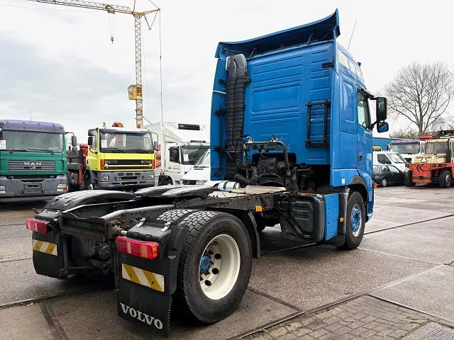 Volvo FH 400 GLOBETROTTER (VIN: 7B446149 / I-SHIFT / ADR-VLG / AIRCONDITIONING / COMPLETE SPOILERSET ON CABIN) - 牵引车:图3 Volvo FH 400 GLOBETROTTER (VIN: 7B446149 / I-SHIFT / ADR-VLG / AIRCONDITIONING / COMPLETE SPOILERSET ON CABIN) - 牵引车:图3
