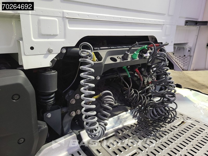 DAF XF 480 4X2 Mega 2xTanks ACC LED Euro 6 - 牵引车:图2 DAF XF 480 4X2 Mega 2xTanks ACC LED Euro 6 - 牵引车:图2