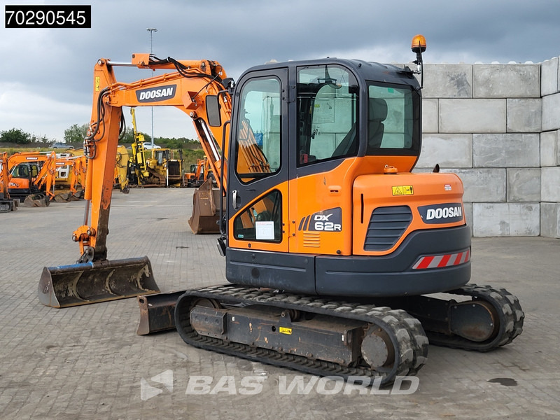 Doosan DX62 R-3 3 BUCKETS - A/C - 小型挖掘机:图5 Doosan DX62 R-3 3 BUCKETS - A/C - 小型挖掘机:图5