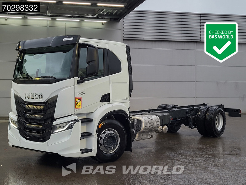 Iveco S-Way 340 4X2 NEW chassis! Automatic Navi ACC LED Euro 6 - 驾驶室底盘卡车:图1 Iveco S-Way 340 4X2 NEW chassis! Automatic Navi ACC LED Euro 6 - 驾驶室底盘卡车:图1