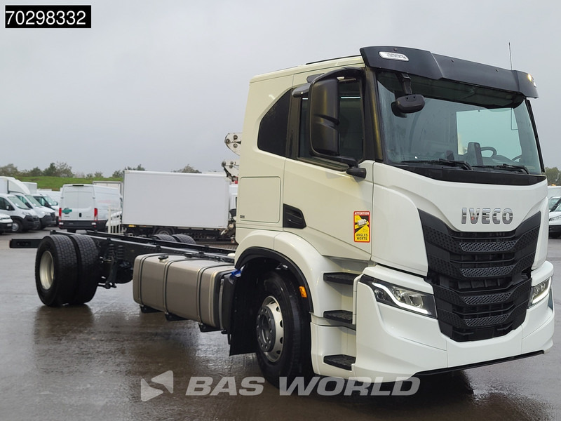 Iveco S-Way 340 4X2 NEW chassis! Automatic Navi ACC LED Euro 6 - 驾驶室底盘卡车:图3 Iveco S-Way 340 4X2 NEW chassis! Automatic Navi ACC LED Euro 6 - 驾驶室底盘卡车:图3