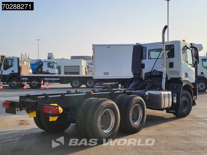 Iveco X-Way 460 6X4 New! Retarder Steelsuspension Big-Axle Navi Euro 6 - 驾驶室底盘卡车:图5 Iveco X-Way 460 6X4 New! Retarder Steelsuspension Big-Axle Navi Euro 6 - 驾驶室底盘卡车:图5