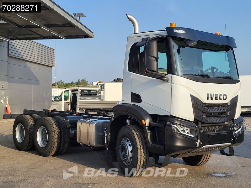Iveco X-Way 460 6X4 New! Retarder Steelsuspension Big-Axle Navi Euro 6 - 驾驶室底盘卡车:图3 Iveco X-Way 460 6X4 New! Retarder Steelsuspension Big-Axle Navi Euro 6 - 驾驶室底盘卡车:图3