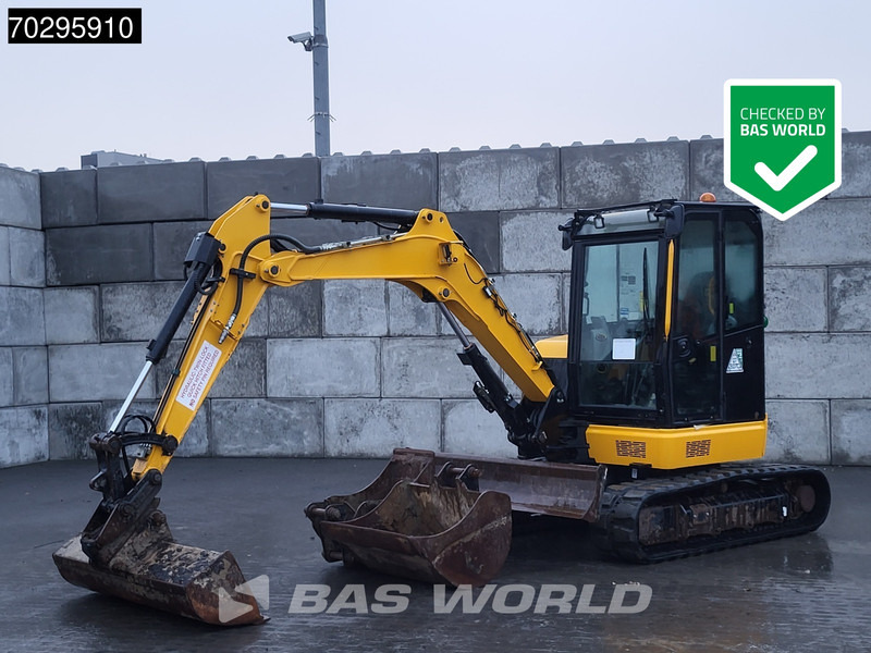 JCB 50Z-2 3 BUCKETS - 小型挖掘机:图1 JCB 50Z-2 3 BUCKETS - 小型挖掘机:图1