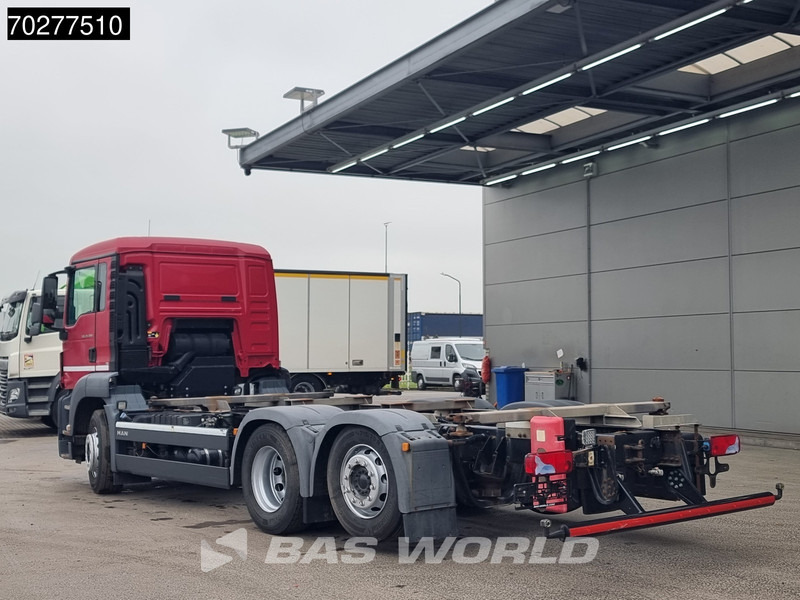 MAN TGS 26.320 6X2 BDF ADR Lift+lenkasche Automatic Euro 6 - 集装箱运输车/ 可拆卸车身的卡车:图2 MAN TGS 26.320 6X2 BDF ADR Lift+lenkasche Automatic Euro 6 - 集装箱运输车/ 可拆卸车身的卡车:图2