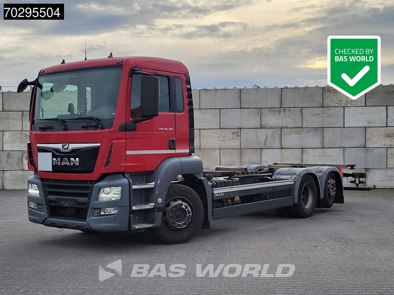 MAN TGS 26.320 TGS 6X2 ADR BDF Lift + Steering Axle Euro 6 - 集装箱运输车/ 可拆卸车身的卡车:图1 MAN TGS 26.320 TGS 6X2 ADR BDF Lift + Steering Axle Euro 6 - 集装箱运输车/ 可拆卸车身的卡车:图1