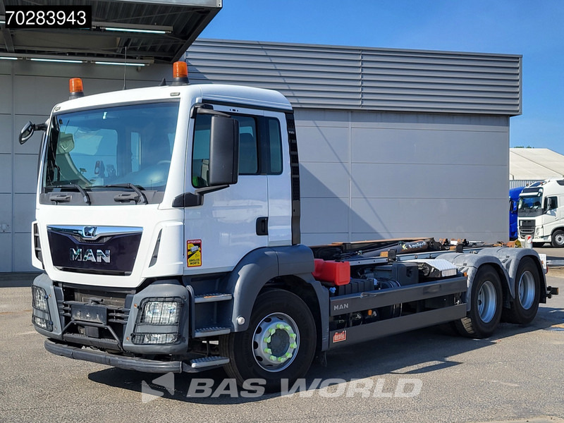 MAN TGS 28.460 6X2 20 Tonnes Marrel containersystem Automatic Liftachse Euro 6 - 吊钩升降车:图3 MAN TGS 28.460 6X2 20 Tonnes Marrel containersystem Automatic Liftachse Euro 6 - 吊钩升降车:图3