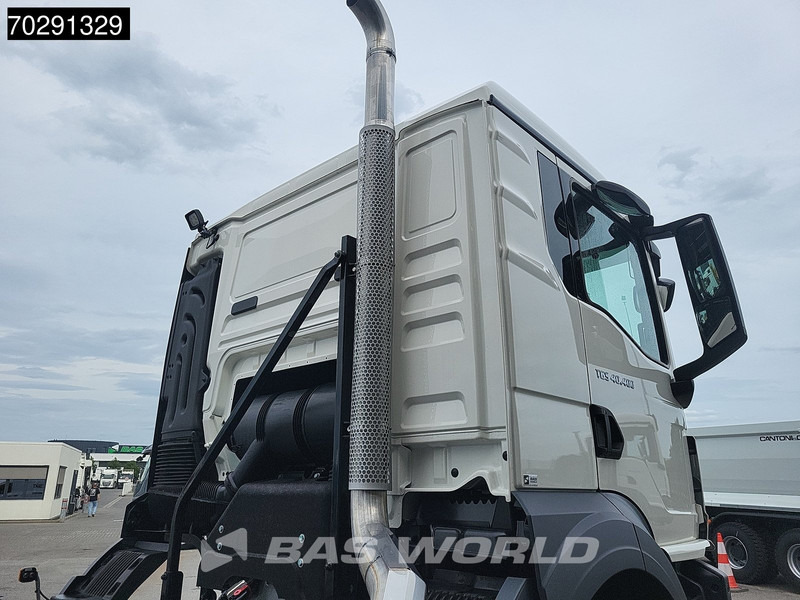 MAN TGS 40.400 6X4 NEW 6x4 chassis PTO Preparation Steelsuspension Big-Axle Automatic Euro 2 - 驾驶室底盘卡车:图3 MAN TGS 40.400 6X4 NEW 6x4 chassis PTO Preparation Steelsuspension Big-Axle Automatic Euro 2 - 驾驶室底盘卡车:图3