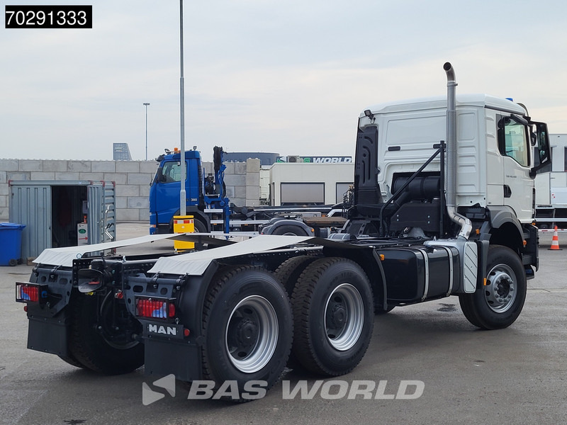 MAN TGS 40.400 6X4 NEW 6x4 chassis PTO Preparation Steelsuspension Big-Axle Automatic Euro 2 - 驾驶室底盘卡车:图5 MAN TGS 40.400 6X4 NEW 6x4 chassis PTO Preparation Steelsuspension Big-Axle Automatic Euro 2 - 驾驶室底盘卡车:图5
