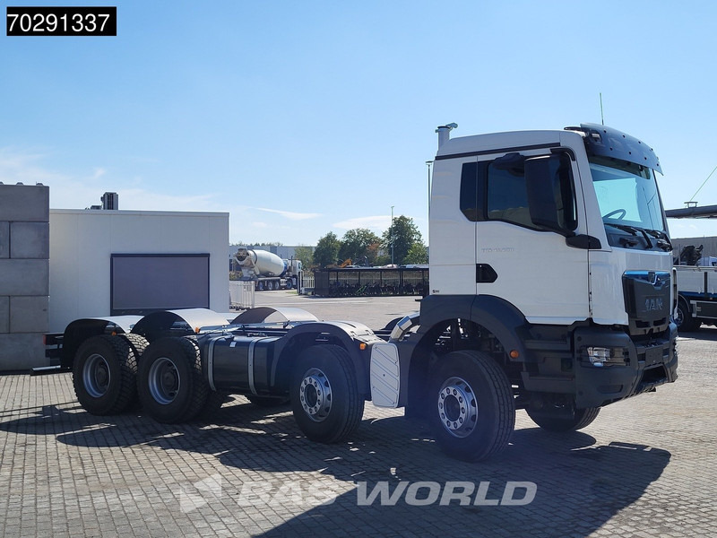 MAN TGS 41.400 8X4 New! Steelsuspension Big-Axle Manual Euro 2 - 驾驶室底盘卡车:图3 MAN TGS 41.400 8X4 New! Steelsuspension Big-Axle Manual Euro 2 - 驾驶室底盘卡车:图3