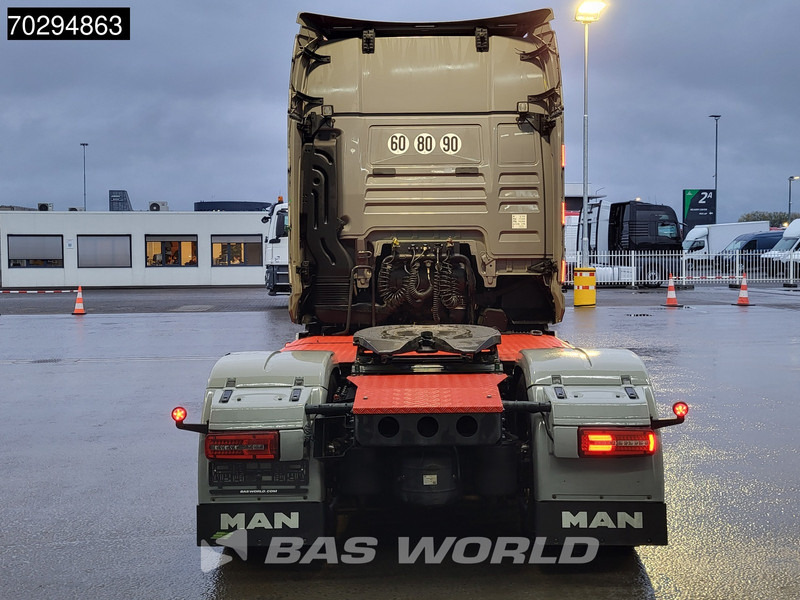 MAN TGX 18.510 TGX 4X2 Individual Lion S! Full-Air Retarder Standairco 2xTanks Leather PTO ACC Navi LED Euro 6 - 牵引车:图3 MAN TGX 18.510 TGX 4X2 Individual Lion S! Full-Air Retarder Standairco 2xTanks Leather PTO ACC Navi LED Euro 6 - 牵引车:图3