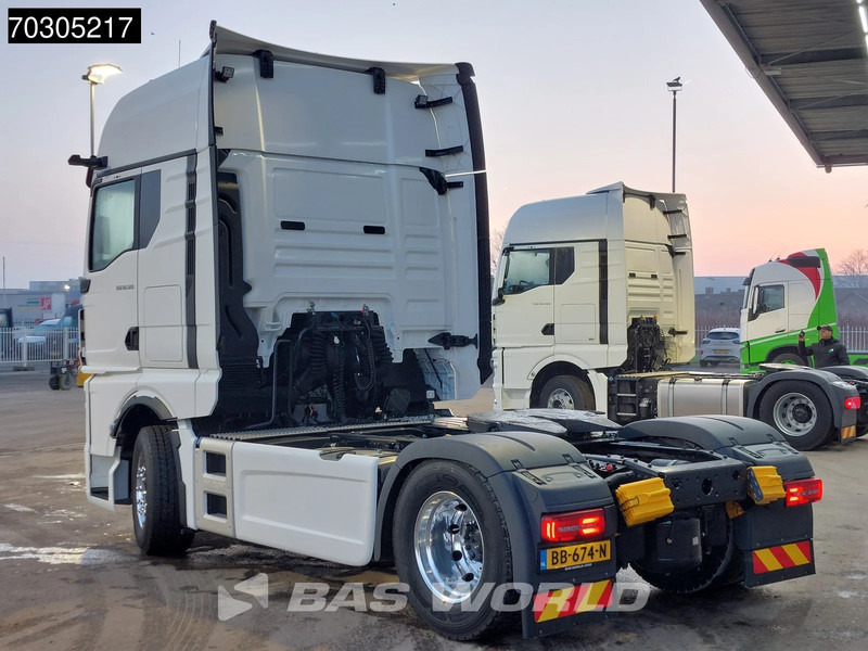 MAN TGX 18.520 4X2 NEW! GX Retarder 2x Tanks Alcoa Standklima MirrorCam Navi LED - 牵引车:图2 MAN TGX 18.520 4X2 NEW! GX Retarder 2x Tanks Alcoa Standklima MirrorCam Navi LED - 牵引车:图2
