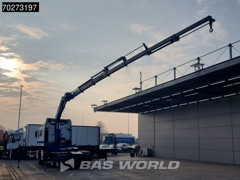 MAN TGX 33.540 TGX 6X4 HMF 4220 6 Extensions Kran XLX Retarder Euro 5 - 牵引车:图2 MAN TGX 33.540 TGX 6X4 HMF 4220 6 Extensions Kran XLX Retarder Euro 5 - 牵引车:图2