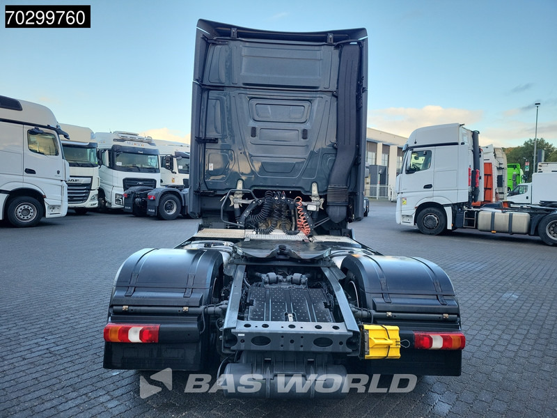 Mercedes-Benz Actros 1842 4X2 GigaSpace Mega Retarder 2xTanks ACC Standklima Euro 6 - 牵引车:图3 Mercedes-Benz Actros 1842 4X2 GigaSpace Mega Retarder 2xTanks ACC Standklima Euro 6 - 牵引车:图3