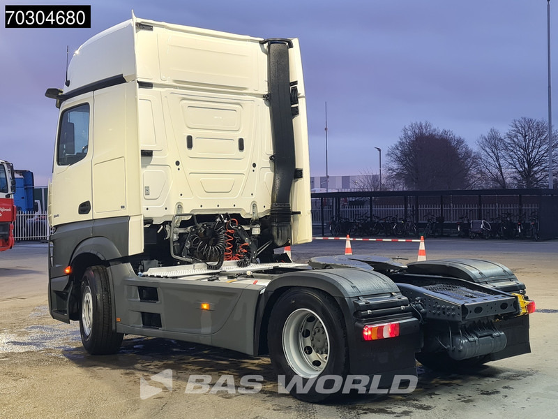 Mercedes-Benz Actros 1845 4X2 GigaSpace Retarder MirrorCam Navi Euro 6 - 牵引车:图2 Mercedes-Benz Actros 1845 4X2 GigaSpace Retarder MirrorCam Navi Euro 6 - 牵引车:图2