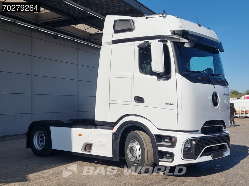 Mercedes-Benz Actros 1848 Actros 4X2 NEW! ProCabin-Big 2x Tanks Standklima Navi SmartTacho2 - 牵引车:图3 Mercedes-Benz Actros 1848 Actros 4X2 NEW! ProCabin-Big 2x Tanks Standklima Navi SmartTacho2 - 牵引车:图3