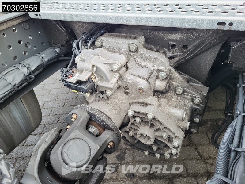 牵引车 Mercedes-Benz Actros 1951 Actros 4X2 BigSpace 2x Tanks Leder 70% Tyres：图15