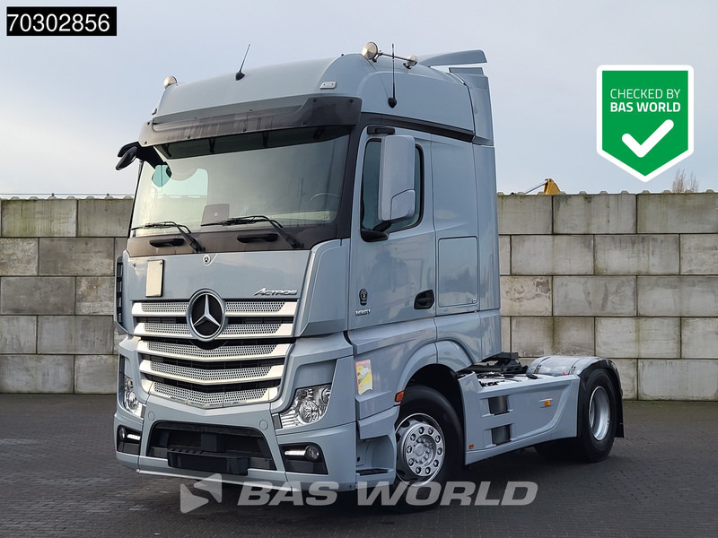 Mercedes-Benz Actros 1951 Actros 4X2 BigSpace 2x Tanks Leder 70% Tyres - 牵引车:图1 Mercedes-Benz Actros 1951 Actros 4X2 BigSpace 2x Tanks Leder 70% Tyres - 牵引车:图1