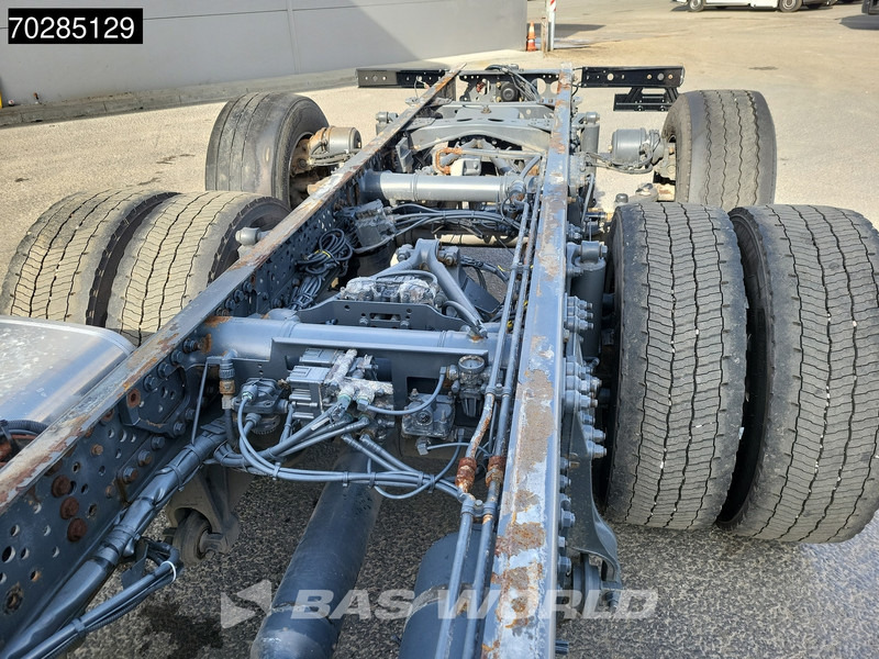 驾驶室底盘卡车 Mercedes-Benz Actros 2548 Actros 6X2 BigSpace Retarder PTO Liftachse Xenon ACC Navi Euro 6：图12