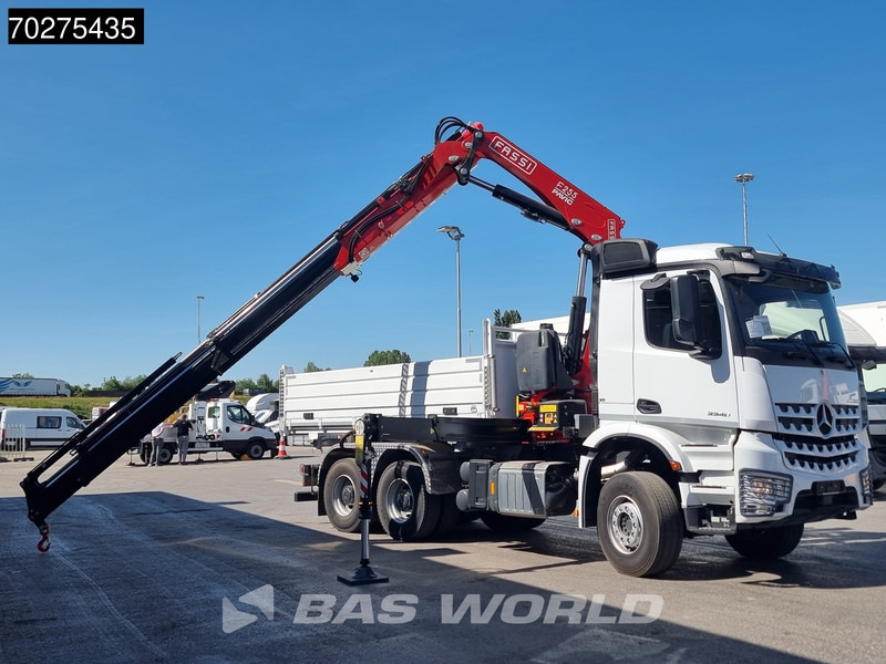 新的 翻斗车, 起重车 Mercedes-Benz Arocs 3348 6X4 Fassi F255A2.24 Kran Crane 9m3 3-Sided Tipper Big-Axle Euro 6:图5 新的 翻斗车, 起重车 Mercedes-Benz Arocs 3348 6X4 Fassi F255A2.24 Kran Crane 9m3 3-Sided Tipper Big-Axle Euro 6:图5
