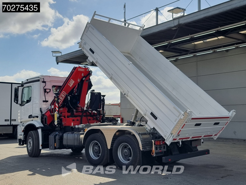 新的 翻斗车, 起重车 Mercedes-Benz Arocs 3348 6X4 Fassi F255A2.24 Kran Crane 9m3 3-Sided Tipper Big-Axle Euro 6:图11 新的 翻斗车, 起重车 Mercedes-Benz Arocs 3348 6X4 Fassi F255A2.24 Kran Crane 9m3 3-Sided Tipper Big-Axle Euro 6:图11